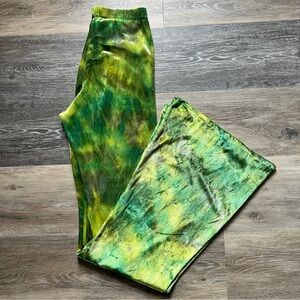 Vibrant Green Tie-Dye Bellebottom Pants for Men
